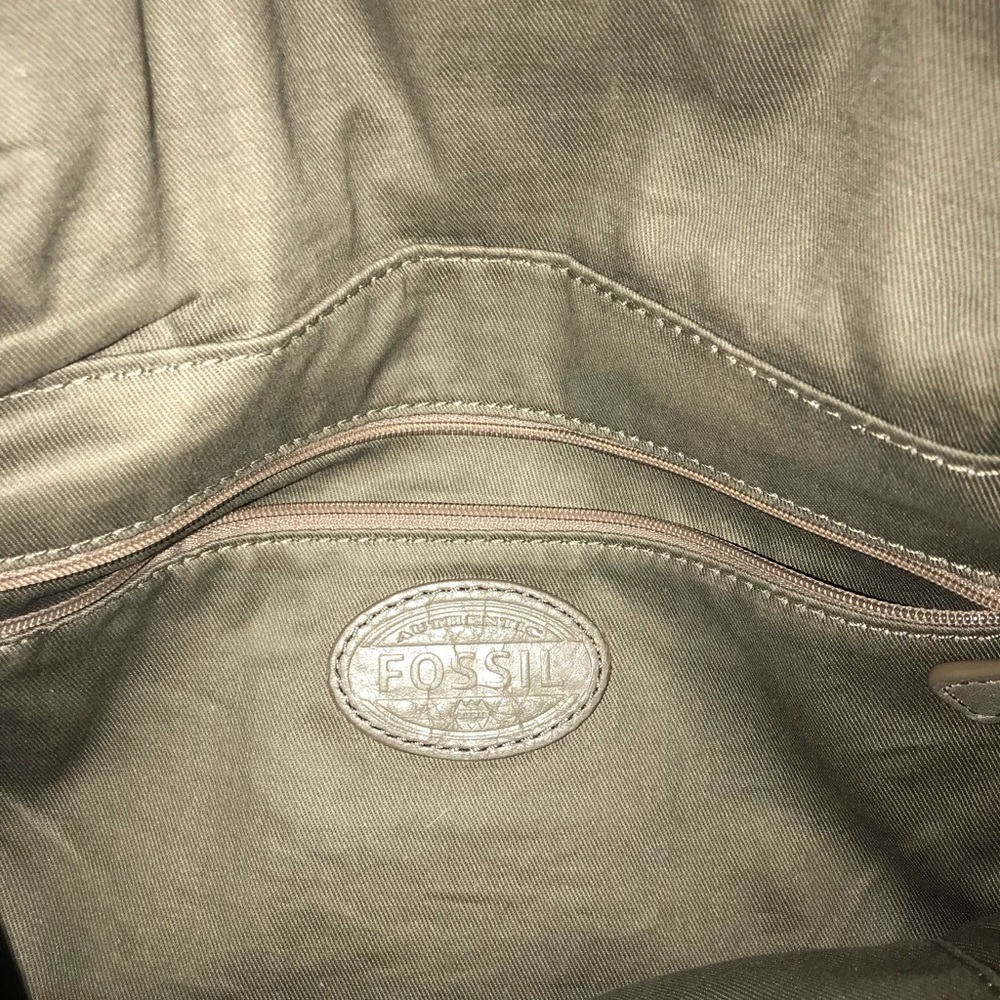 Fossil- Adjustable Slide Gray Crossover Bag/Purse - Picture 3 of 6